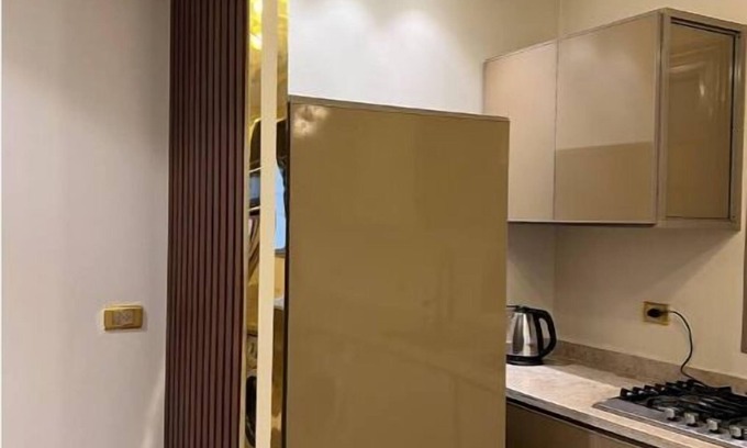 Warraq al Arab Apartment | Versace Styled Luxurious 1 BDR Studio, With Dining