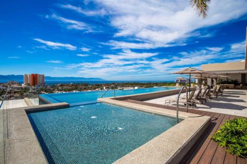 Diaz Ordaz House | Versalles Retreat, Modern 2BR with Gym and BBQ