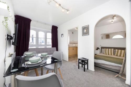 Island Gardens Apartment | Verv Isle of Dogs