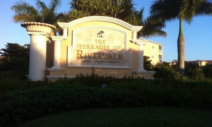 Biggar Condo | Very Nice and Large 1500+square Ft Riverwalk Condo Top Floor