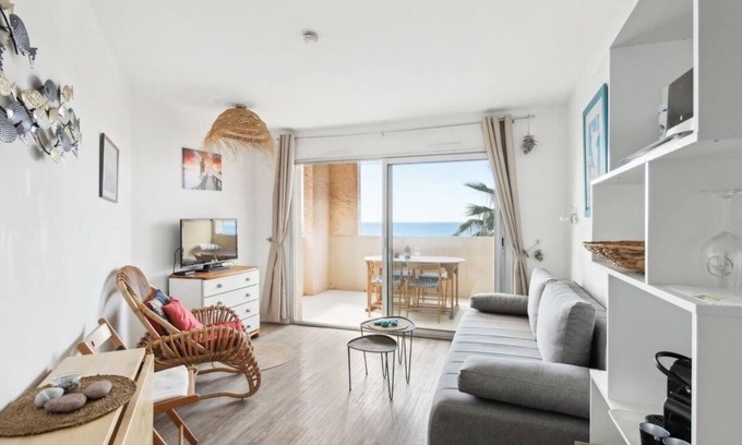 La Bocca Apartment | VERY NICE FLAT WITH SEA VIEW FOR 5 GUESTS IN CANNES