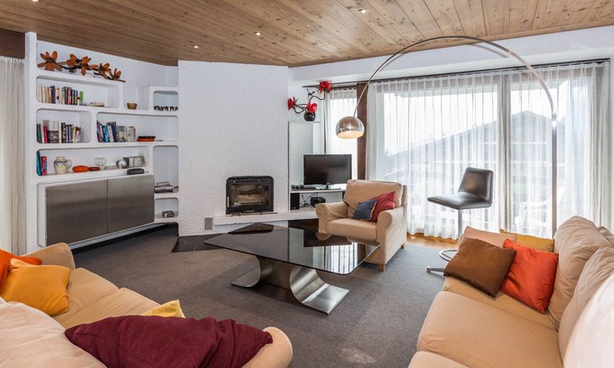 Anzere Apartment | Very nice renovated 3-room flat (max 8 pers.), near the cable car with view on the Valaisan Alps. Sh