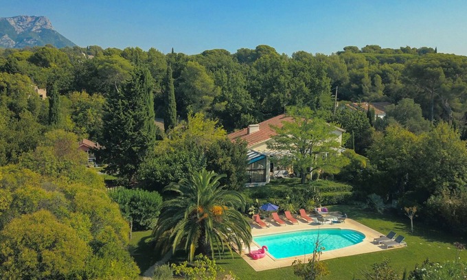 La Garde Other | Very quiet 2 br apartment - Pool, private backyard - close to beaches