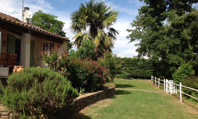 Salavas House | very quiet house near river