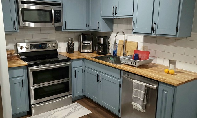 Columbus House | very quiet, safe neighborhood Centrally located
