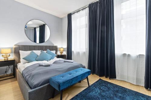 Margareten Apartment | Very Spacious 4BR, 3 min to Matzleinsdorferplatz