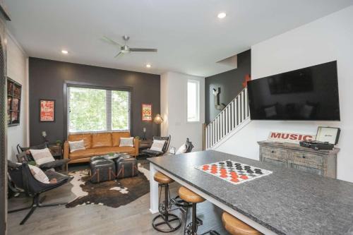 Inglewood House | Vibe 857