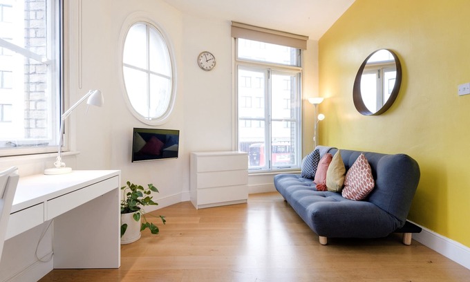 Shoreditch Apartment | VIBRANT APARTMENT - HEART OF SHOREDITCH