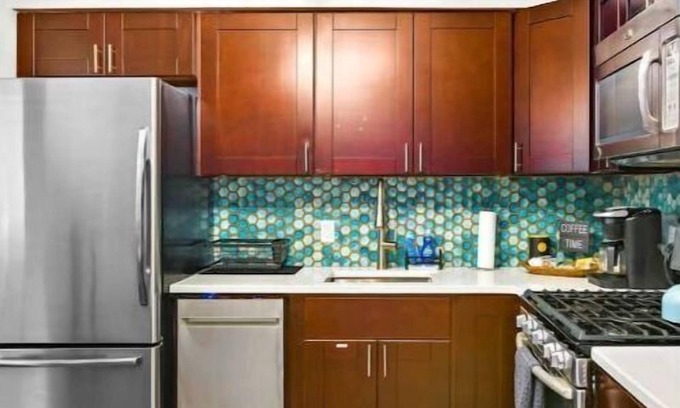 Bayonne Apartment | Vibrant Tribal Oasis-9 mi to NYC