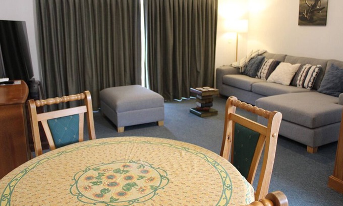 Coromandel House | Victoria Cottage - Central accommodation with boat parking available