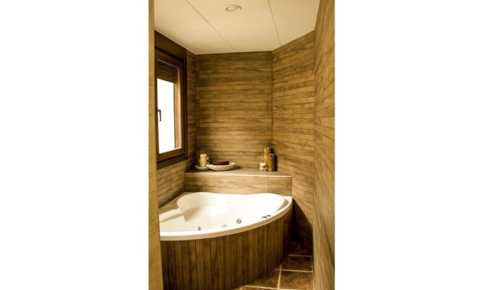Siguenza Apartment | Victoria Loft with Jacuzzi I