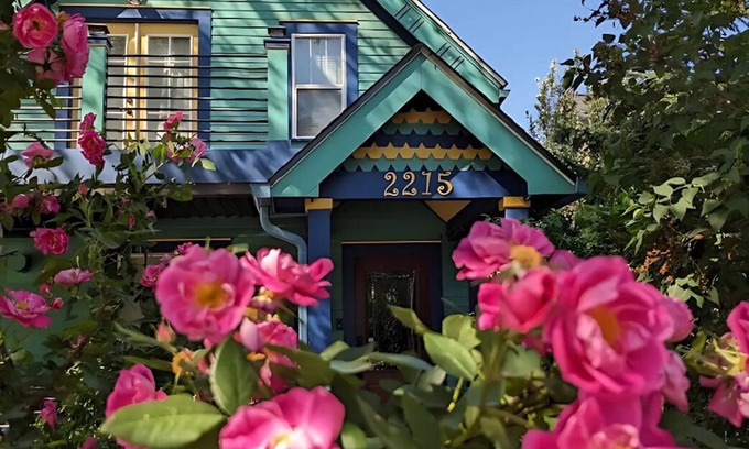 Colorado Springs Apartment | Victorian Beauty in the Heart of Old Colorado City