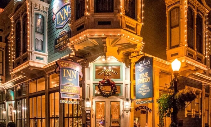 Ferndale Main Street Historic District Hotel | Victorian Inn