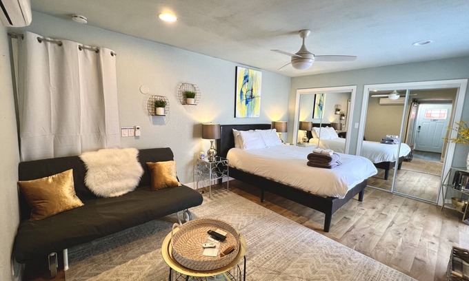 Redding Apartment | Victory Suite- Private Entrance + Bathroom