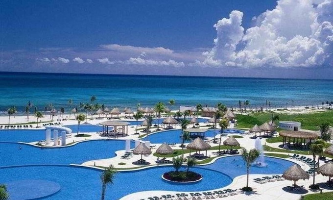 Puerto Aventuras Resort | VIDANTA RIVIERA MAYA- Grand Mayan SUITE, sleeps up to 8 *Includes FREE GOLF/SPA*