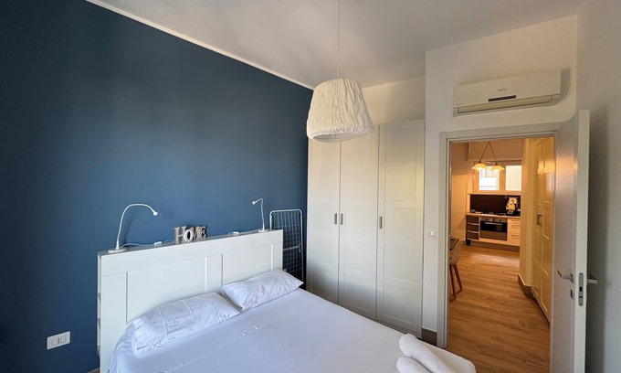 Reggio Calabria House | View of the strait