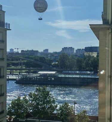 Auteuil Apartment | View sur la Seine