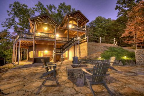 Ridges Over the Lake Villa | View-Topia STUNNING VIEWS - Hot tub - Gameroom