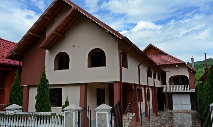 Corbi House | Vila Domneasca