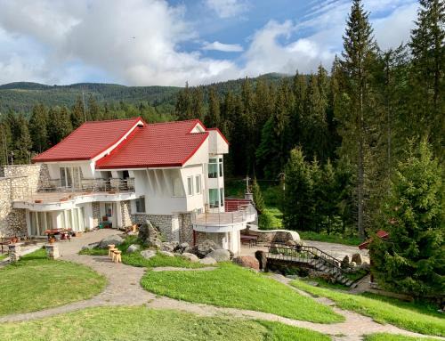 Budureasa Cabin | Vila Liliacul