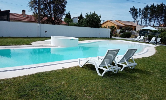 Ponte de Vagos Villa | Vila Rosa House, Wi-Fi, Parking, swimming pool