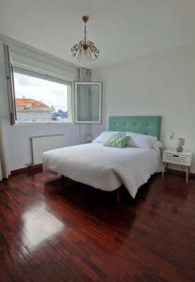 Vilagarcia de Arousa Apartment | VILA STATION - Apartamento familiar en la costa gallega