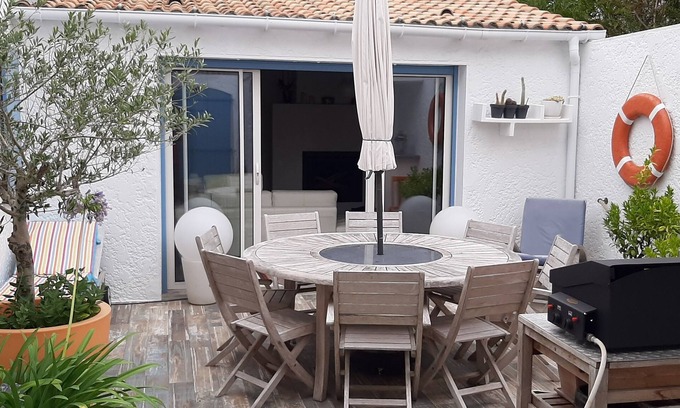 La Palmyre Villa | Villa 100 m from the ocean