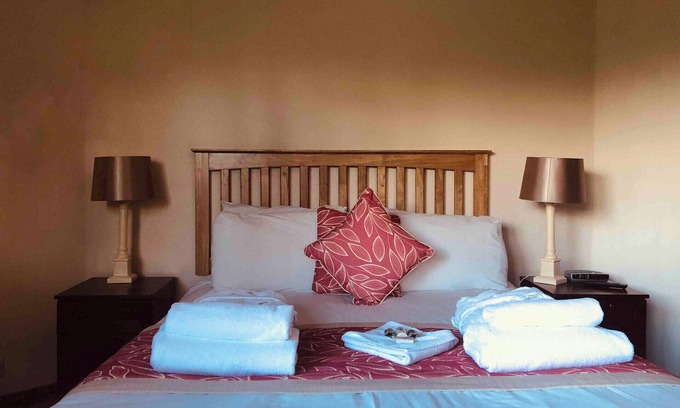 Pittenweem Villa | Villa 12, 3 Bedrooms, Sleeps 8, with Leisure Club Access