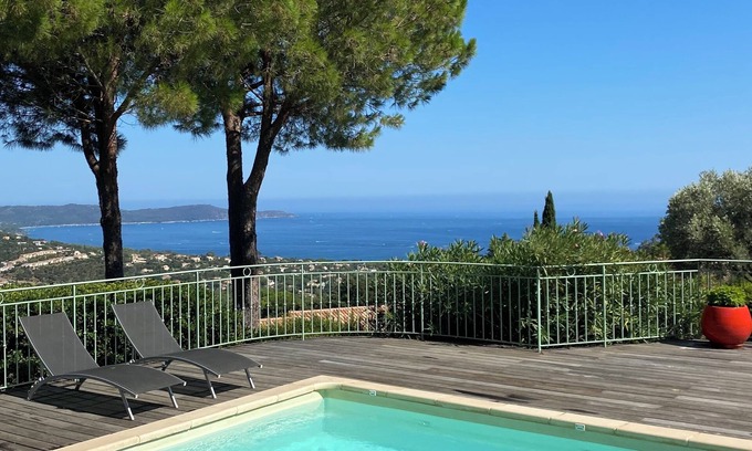 Cavalaire-sur-Mer Villa | Villa 13/14 persons, swimming pool, exceptional view. Possibility for 15/16 people