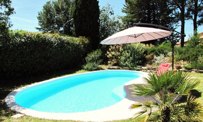 Pertuis Villa | Villa, 4 bedrooms, sleeps 8, with private pool in Lubéron