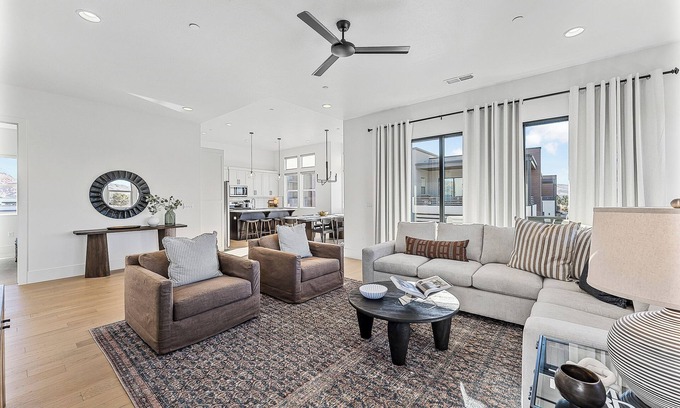 Bloomington Condo | Villa #46 at Bloomington Country Club: Pool, Golf, Restaurant