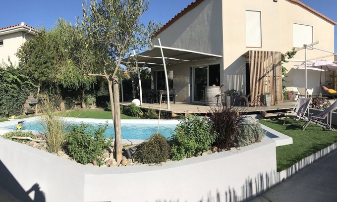 Torreilles House | Villa 800m from the beach with swimming pool, garden and large shaded terraces