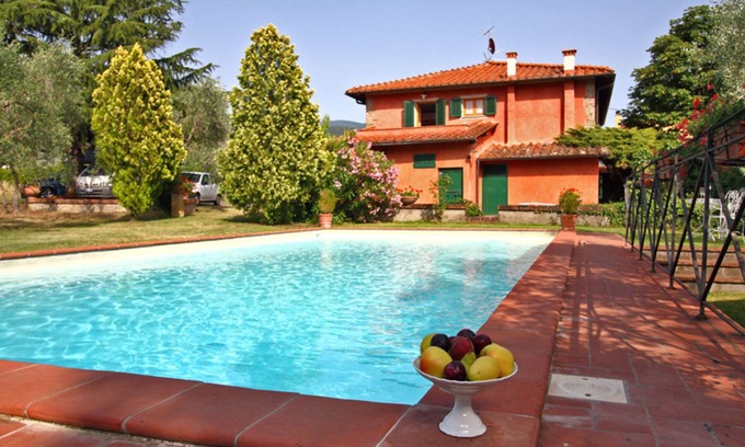 Reggello Villa | Villa Acacia - Country House with swimming pool in Valdarno, Tuscany