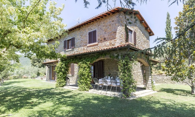 Cortona Villa | Villa Ai Cedri, hilly position, panoramic view and private swimming pool
