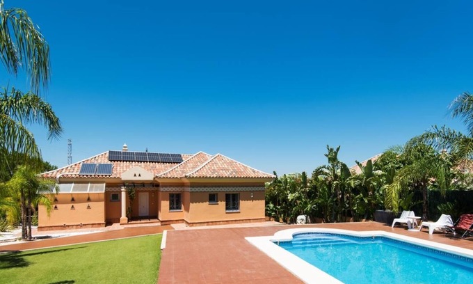 Pinos de Alhaurin Villa | Villa Al Andalus Dreams, Pool&BBQ