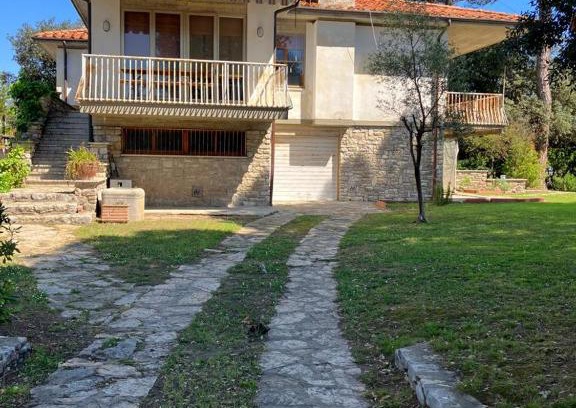 Tirrenia Villa | Villa Al Green