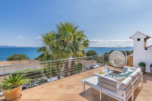 Alcanada Villa | Villa Alcanada - Family only