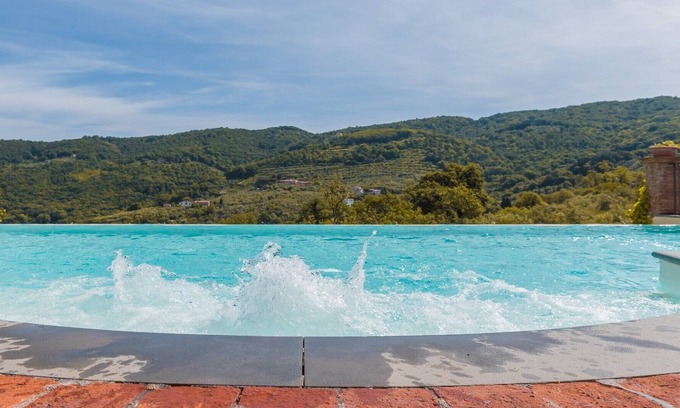 Monsummano Terme Villa | Villa Alete is located in an area called the Valdinevole Tuscany