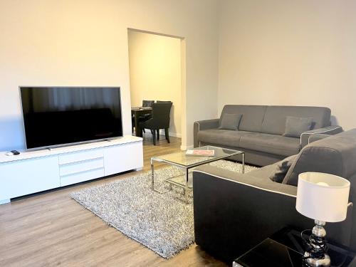 Forte dei Marmi House | Villa Allende in Forte dei Marmi