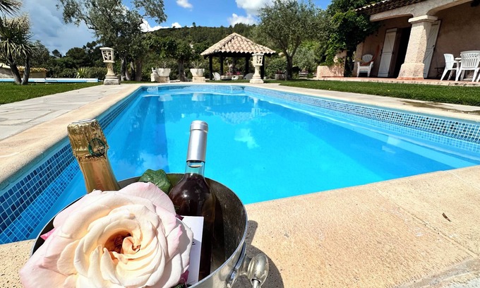Cabasse Villa | Villa and private heated pool until October 18