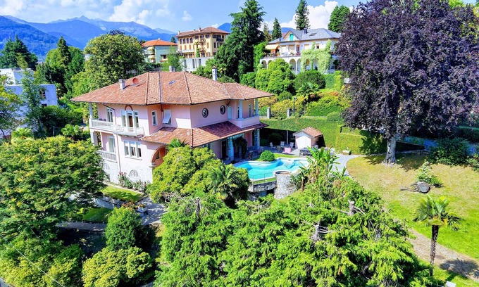 Verbania Villa | VILLA ANDREA on the majestic Lake Maggiore
