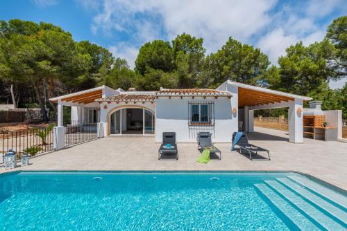 Pinar del Advocat Villa | Villa Anna - PlusHolidays