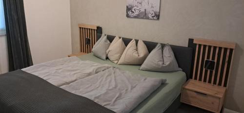 Bad Goisern Apartment | Villa apartments Hinterer, centre with mountain view