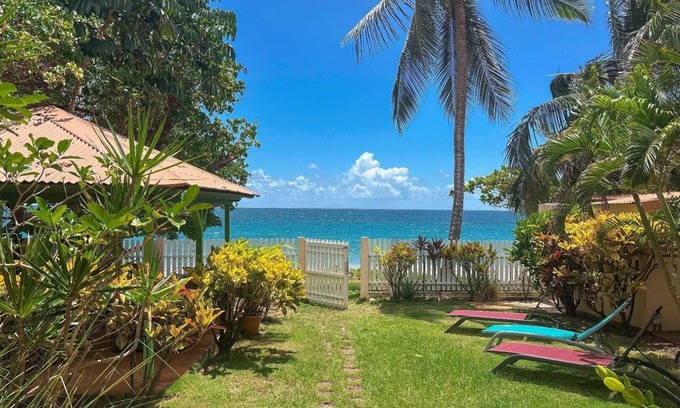 Tartane Villa | Villa au Diamant Ref M133 5 ch 10 personnes jardin face mer