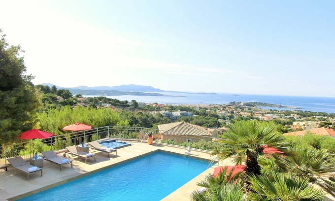Bandol Villa | Villa Azur Golf 5*, sea view, quiet, close city center, air conditioning, WIFI