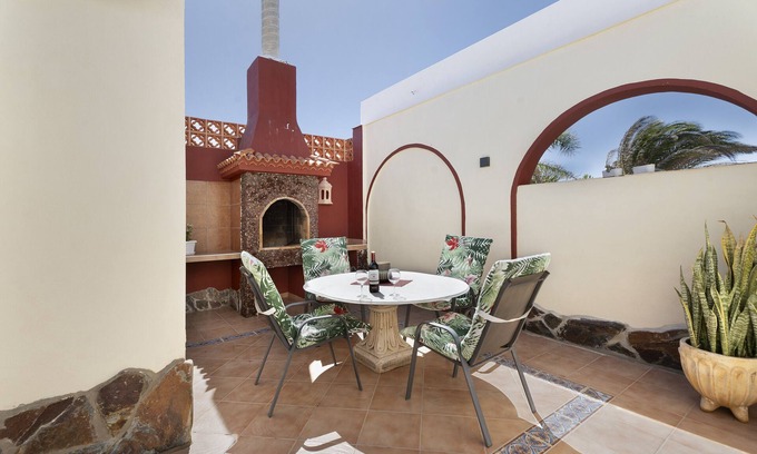 Granadilla de Abona House | 'Villa Barca' with Sea View, Private Terrace and Wi-Fi