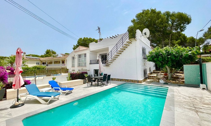 Los Balcones Villa | Villa Balcones Torrevieja by Villas&You