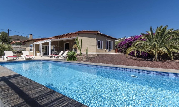 Granadilla de Abona Villa | Villa Bella Summary:
