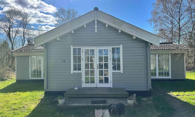 Askeby House | Villa Betula: Nature gem at Hårbølle Harbor