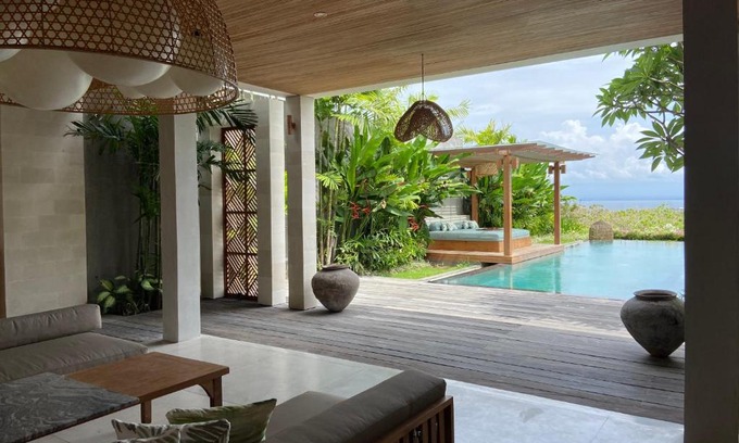 Pecatu Villa | Villa Biarritz